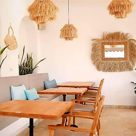 ホテル Lavinya Maison